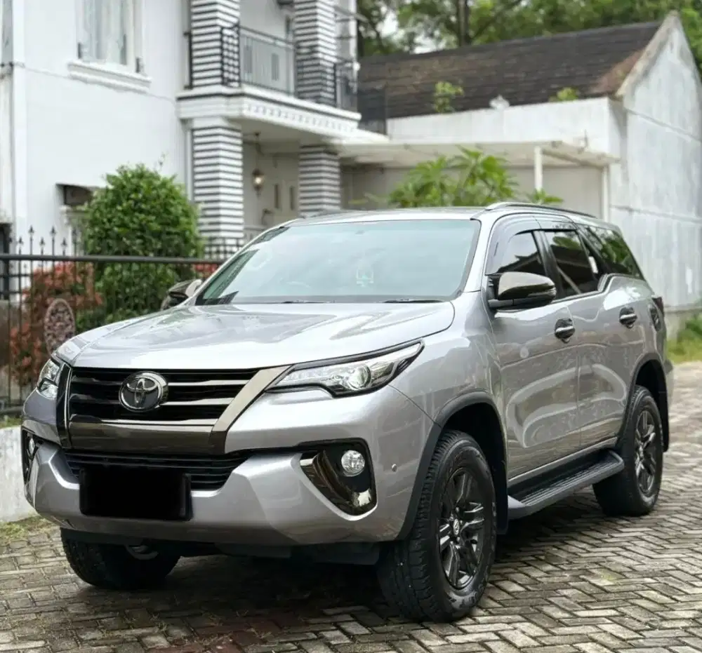 FORTUNER G MANUAL 2017