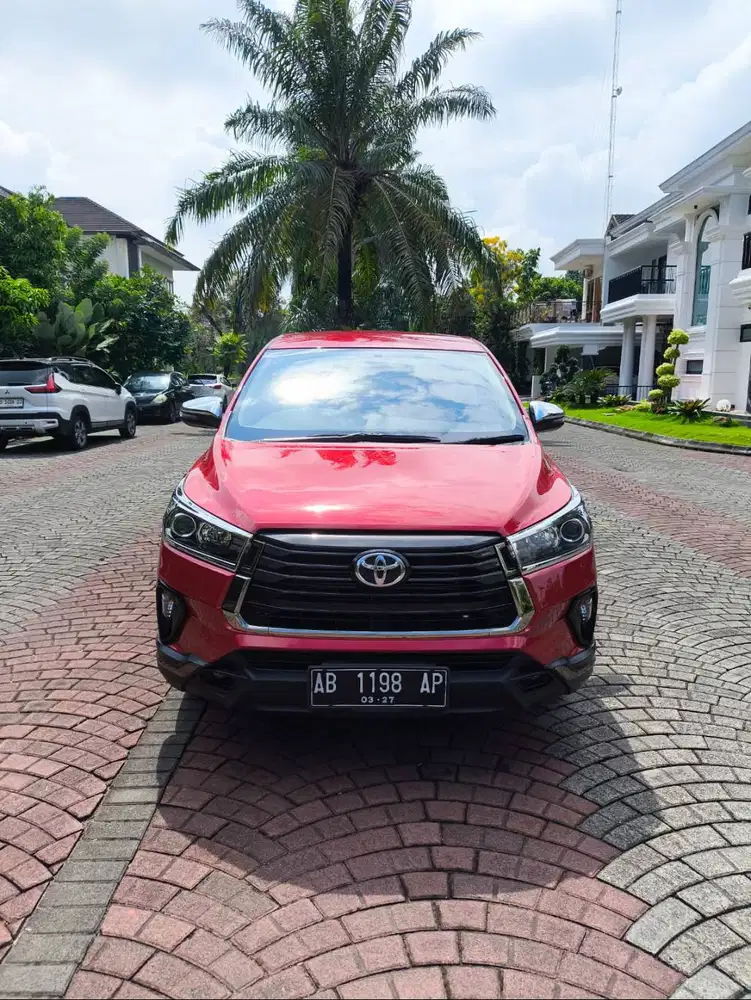 Innova Venturer 2.4 Diesel Matic 2022