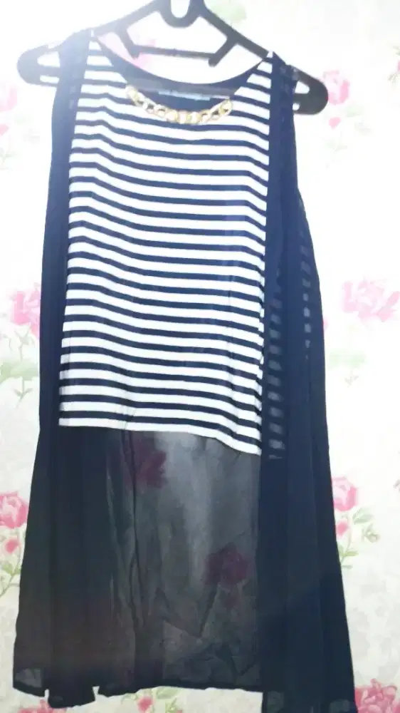 Baju bekas baru pakai 2x