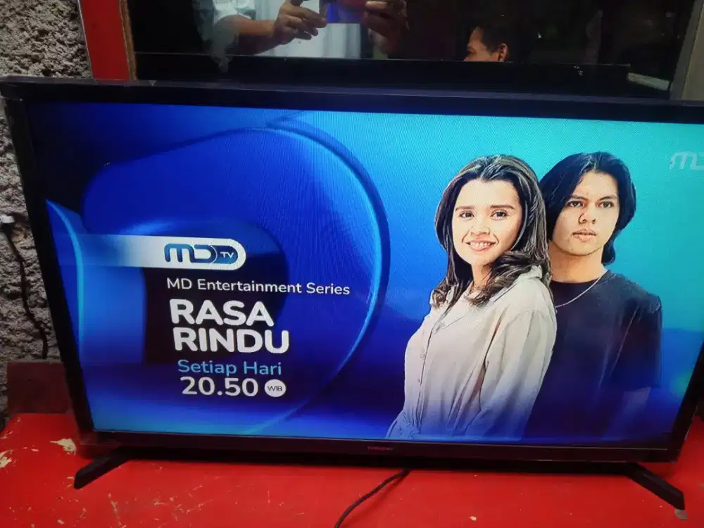 Tv samsung smart 32 inch siap pakai