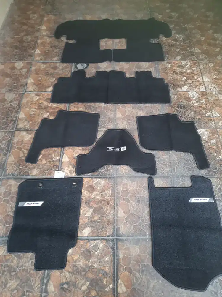Karpet avanza asli bawaan mobil