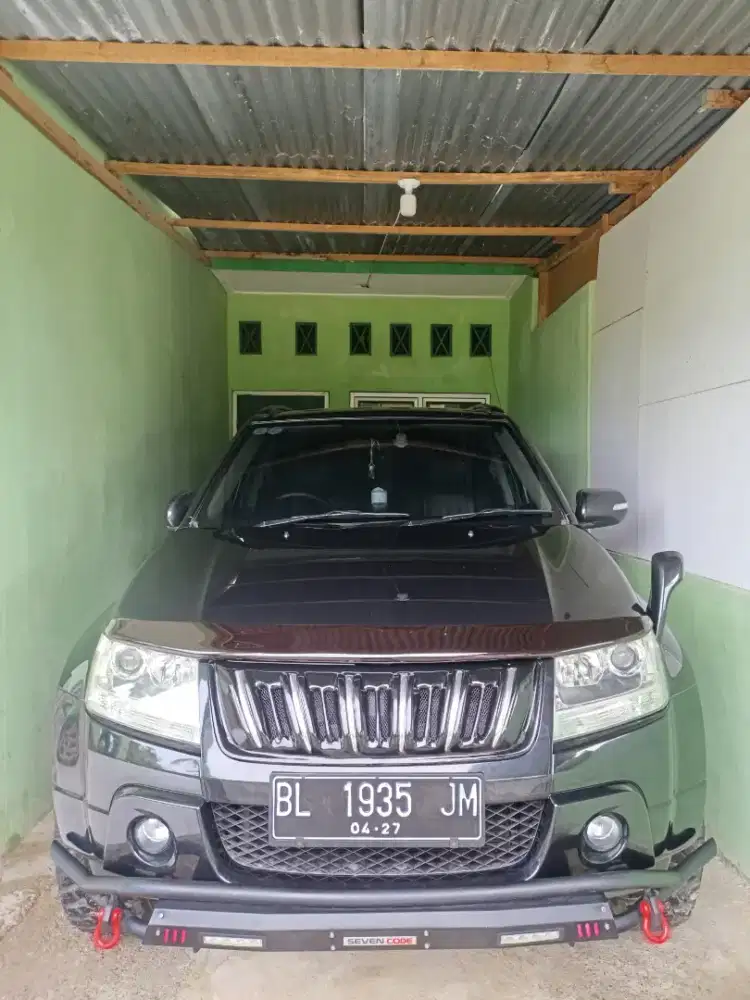 Suzuki Grand Vitara JLX AT (JEEP)