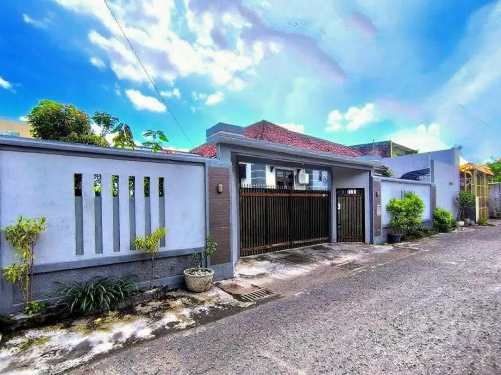 rumah mewah tengah kota solo dekat manahan lokasi sumber luas 565m²