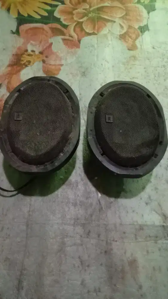 Speaker JBL t545 sepasang
