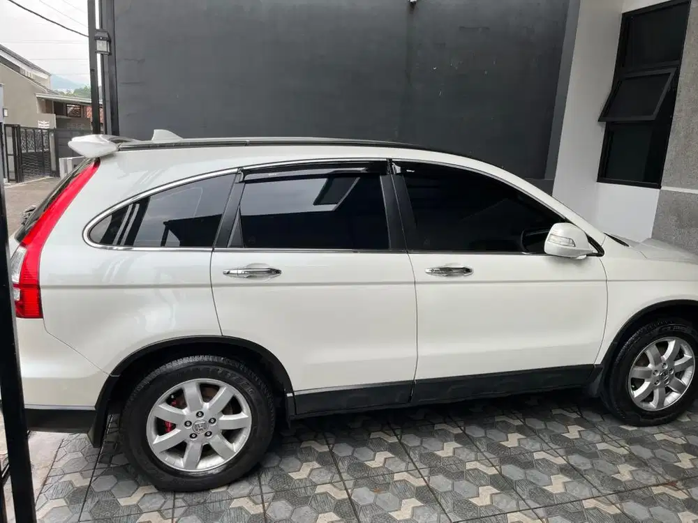 Honda CR-V 2011 Bensin
