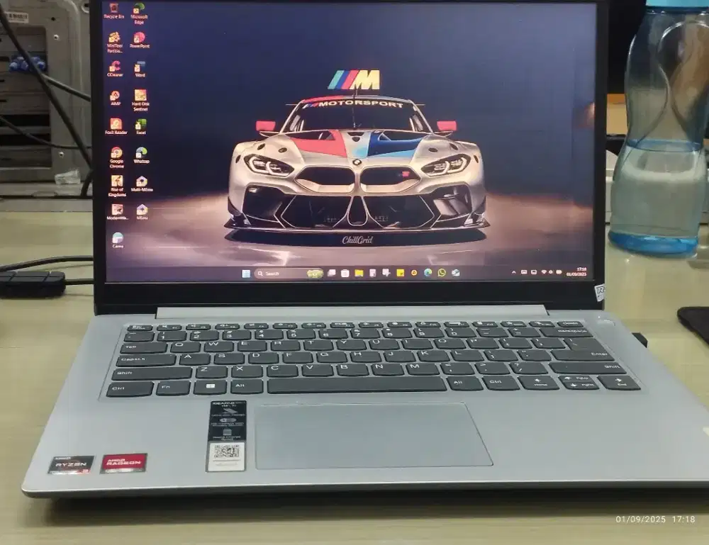 Laptop Lenovo Ideapad Slim 1