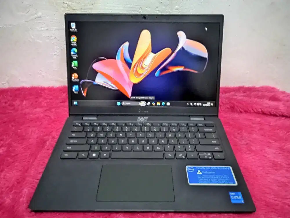 Dell Inc Latitude 3420
11th Gen Intel core i5-145G7 Ram8 GB SSD 512 GB