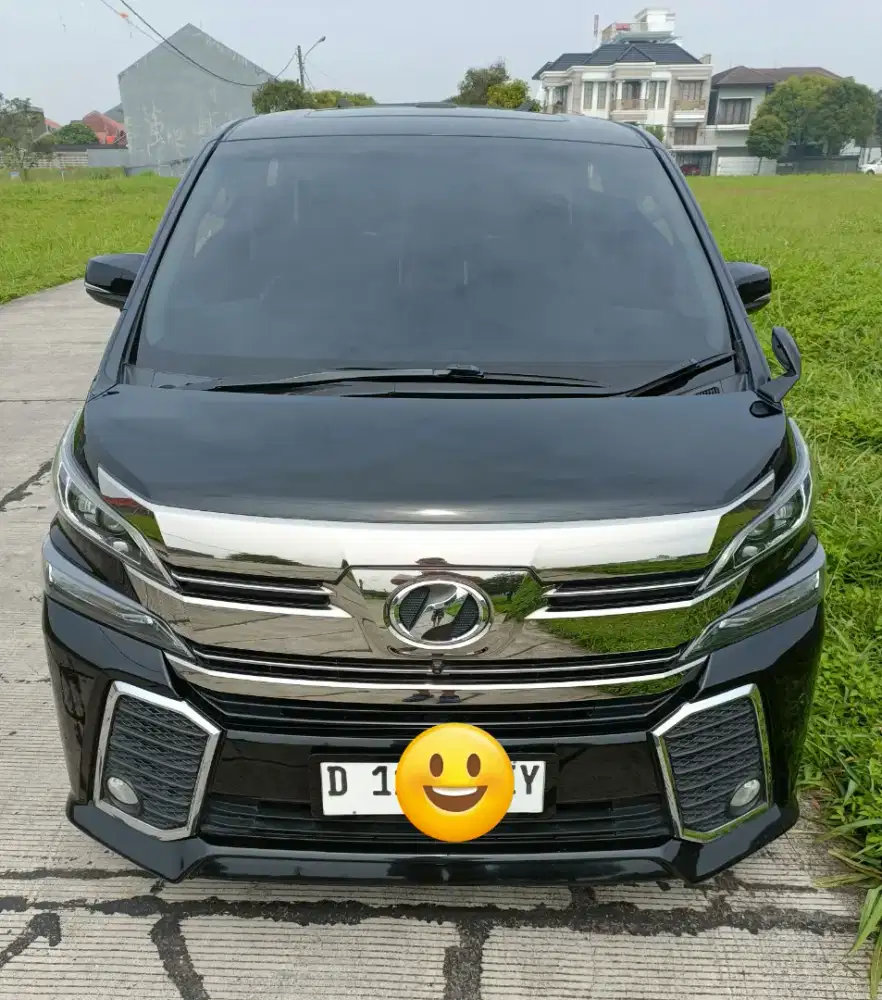Jual Cepat Toyota Vellfire CBU Des 2015 - Antik, Km 76ribuan