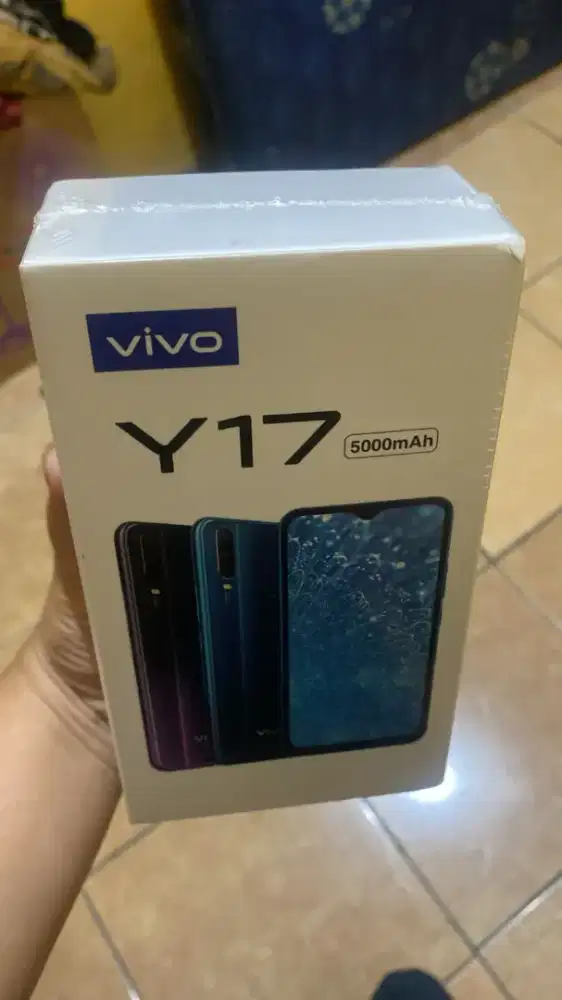 Vivo y17 8/256 neww