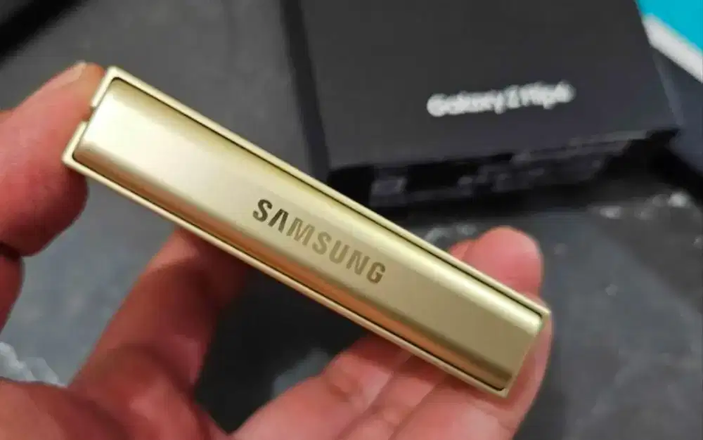 Samsung Galaxy Z Flip 6 ,12/512