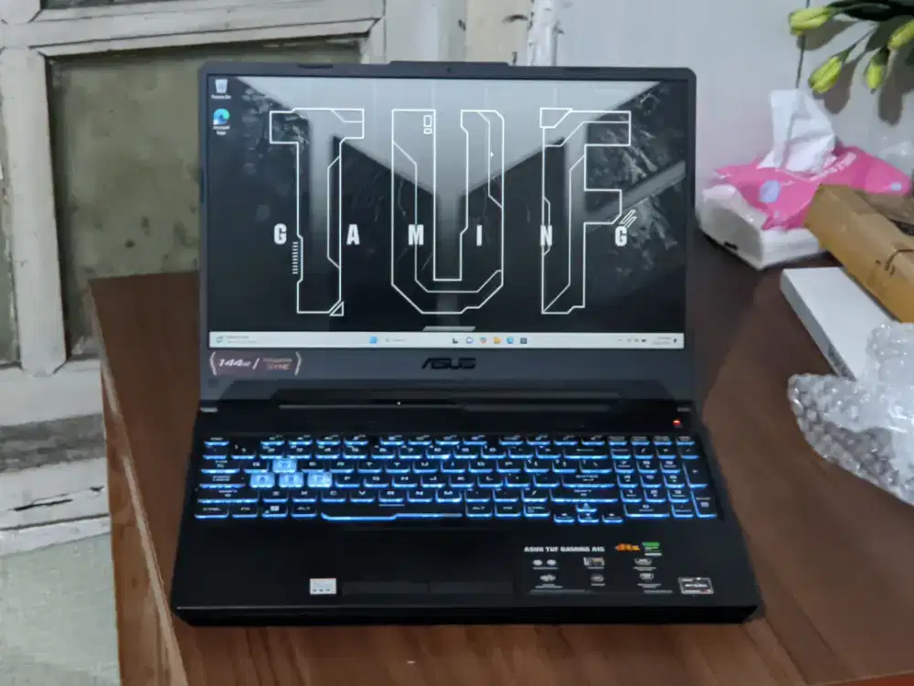 Laptop Asus Tuf Gaming A15 Ryzen 7 7735HS Ram 8 GB SSD 512 GB RTX 2050