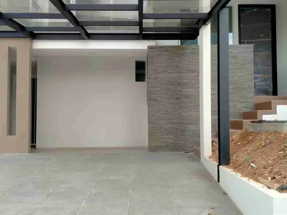 Dijual cepat Rumah 2.5 lantai di Citra Garden 8, Kalideres, Jakarta barat.