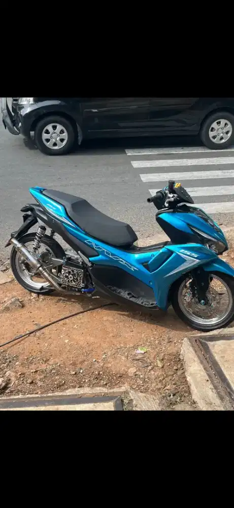 Yamaha AEROX CYBER CITY 2023