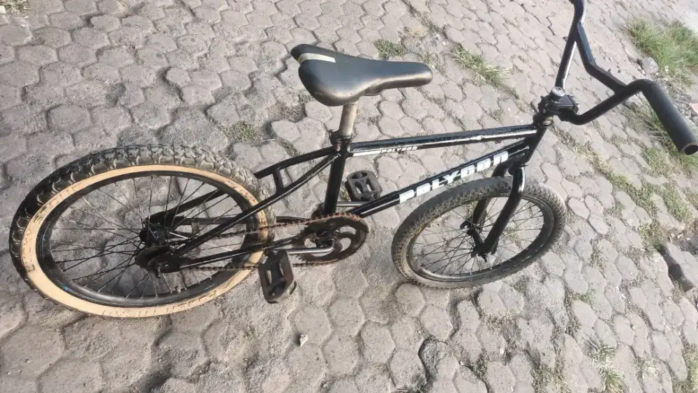 Sepeda BMX uk20 rangka kokoh rem pakem ban tebal semua siap pakai