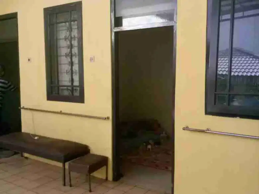 Rumah Langka Jalan Cihapit Sayap Riau Tengah Kota Bandung