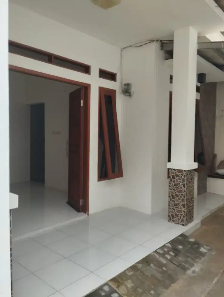 Disewakan 1 unit rumah dijagakarsa