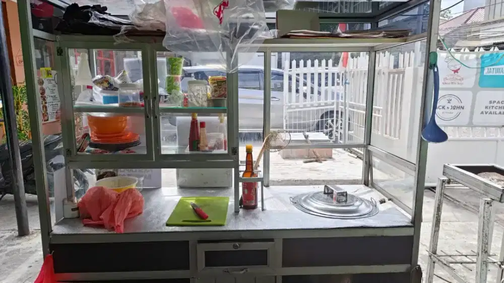 Etalase mie ayam second