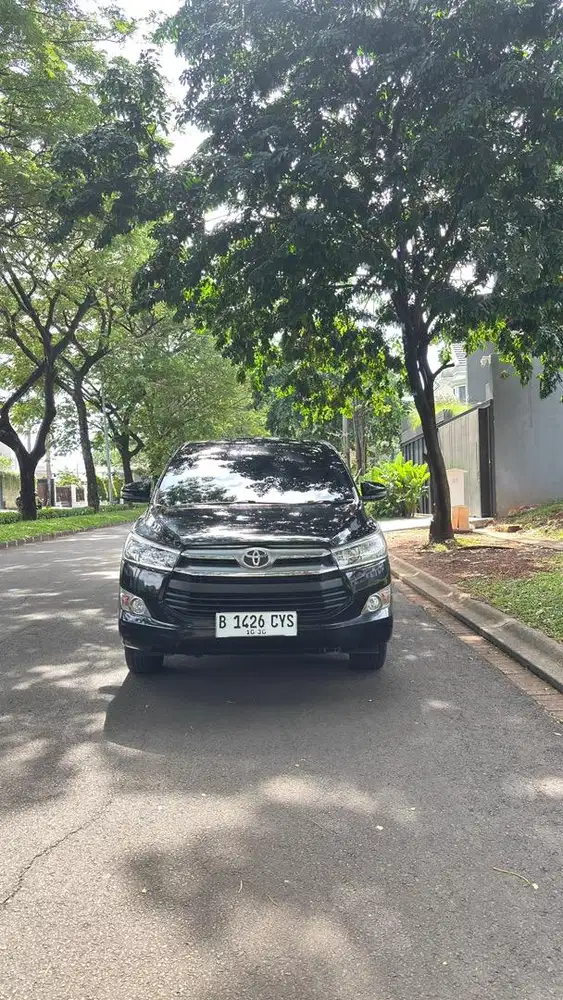 Innova reborn G at diesel 2020 low km