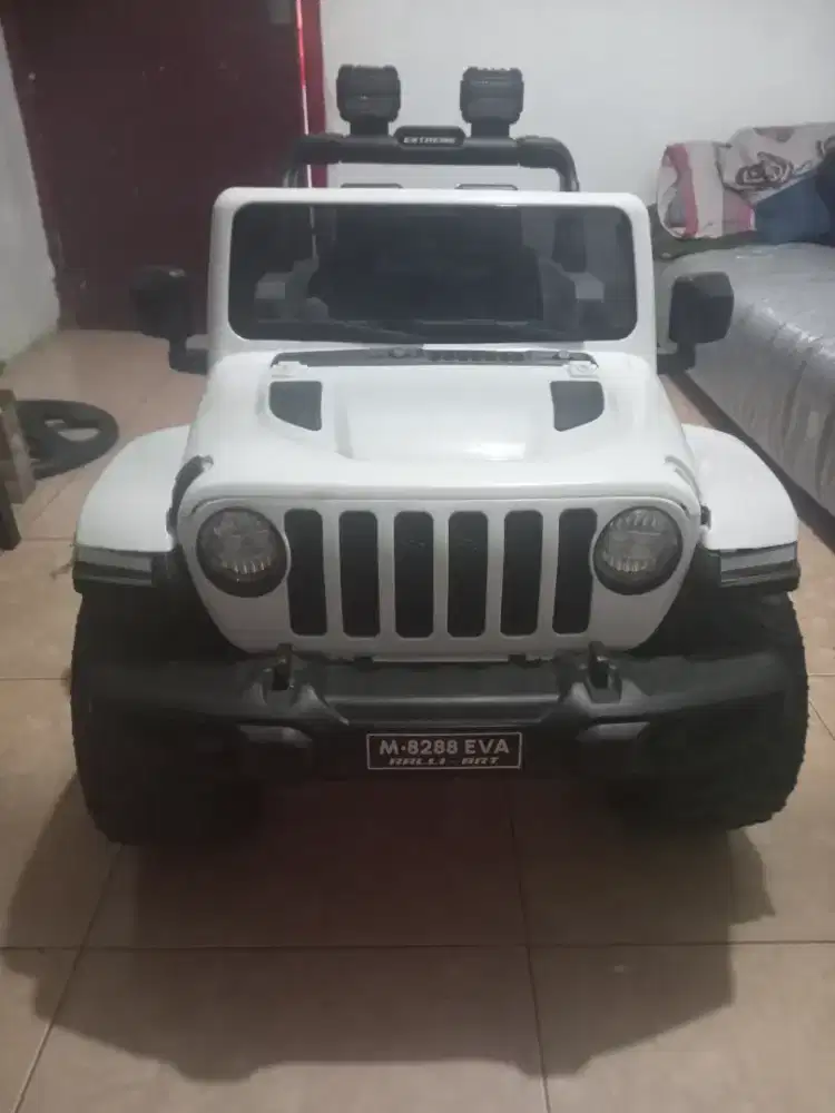Mobil2an Anak2 pakai remot