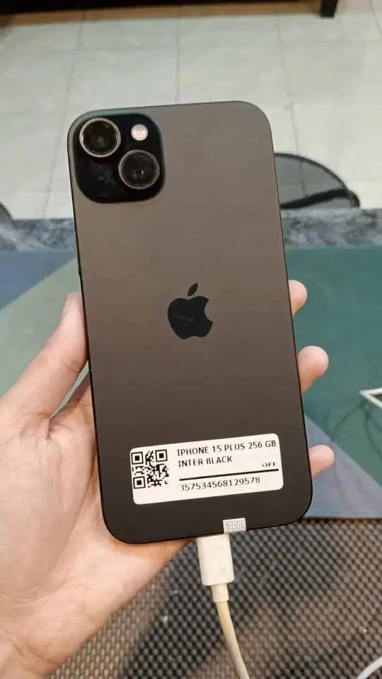iPhone 15 Plus 256 GB Fullset Normal