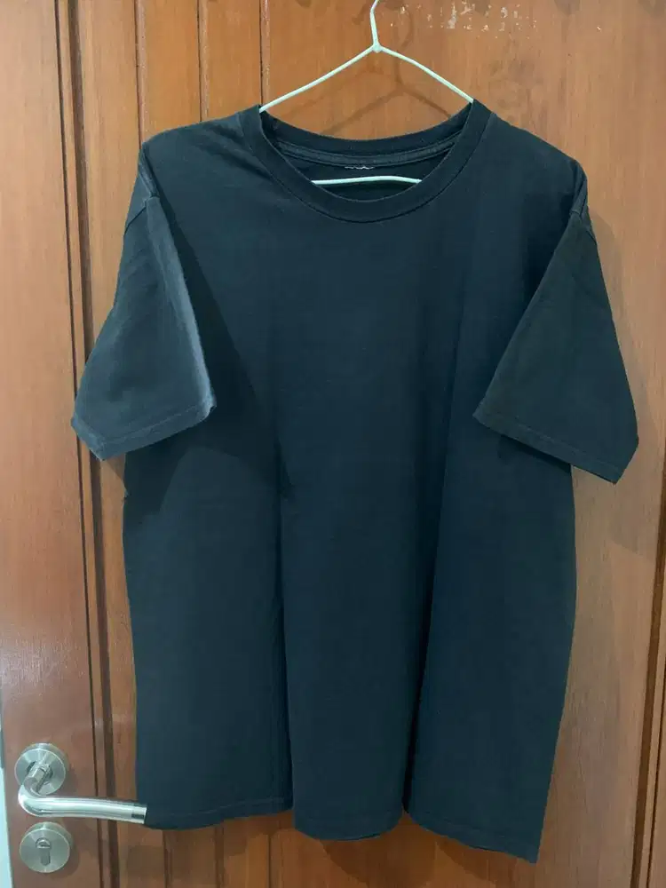 KAOS HITAM POLOS New States Apparel Heavyweight 5400 - L