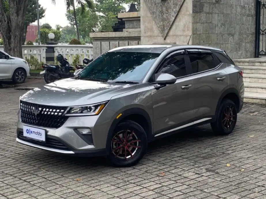 LIKE NEW Wuling Alvez 1.5 SE Bensin-MT 2024 Abu-abu LBBJ