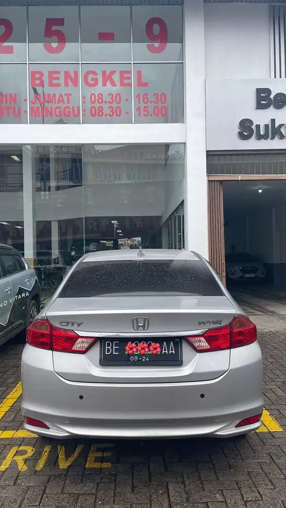 DI JUAL HONDA CIRY RS CVT
