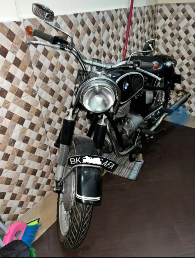 di jual cepat bwm tahun 1959 barang antik