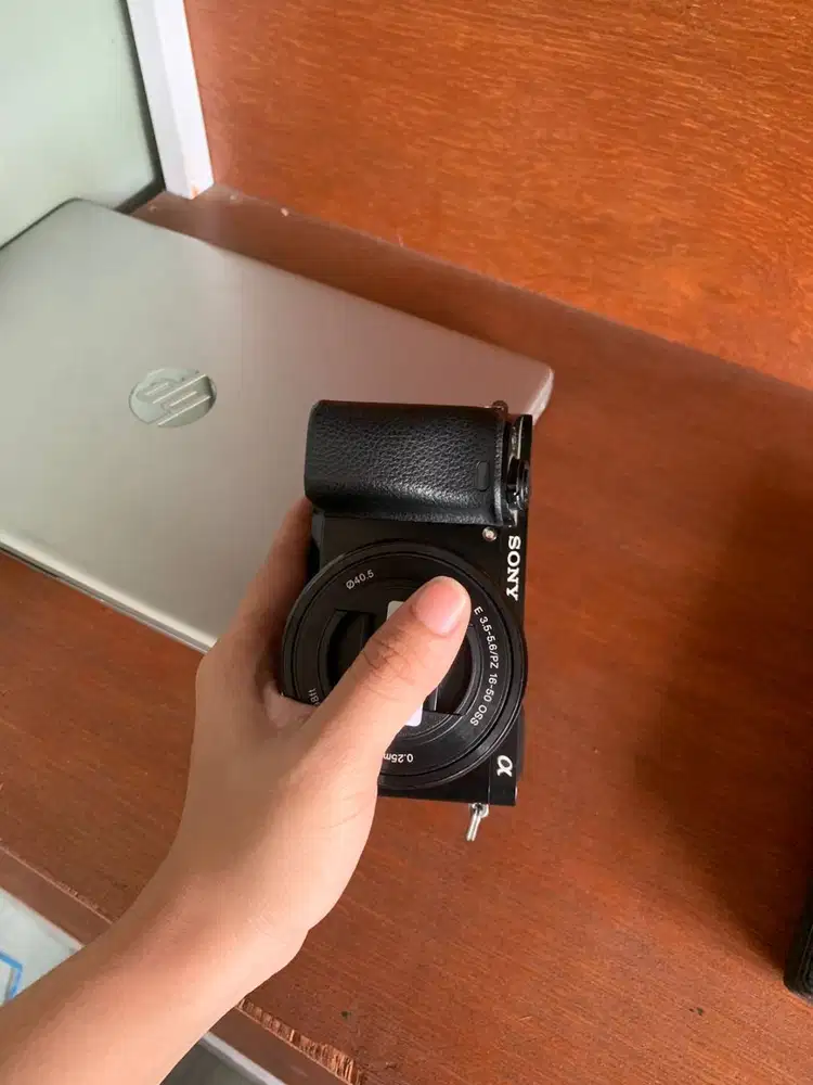 Dijual kamera sony a6000 + kit kode icm 1146