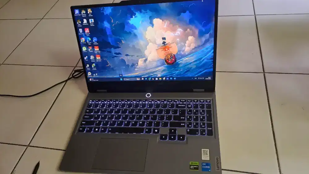 Lenovo LOQ 15IAX9