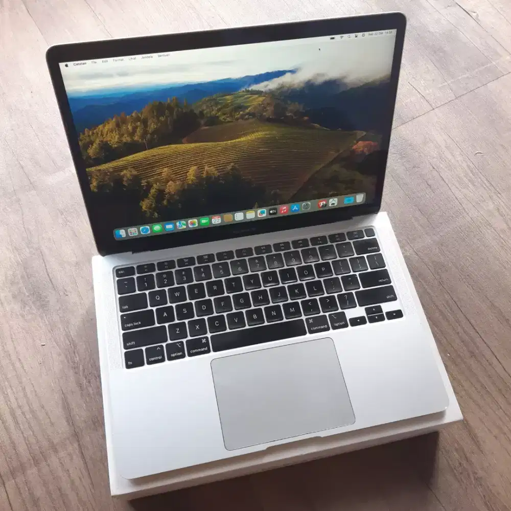Macbook air 2020 core i3 ram 8gb ssd 256gb fullset bisa cod