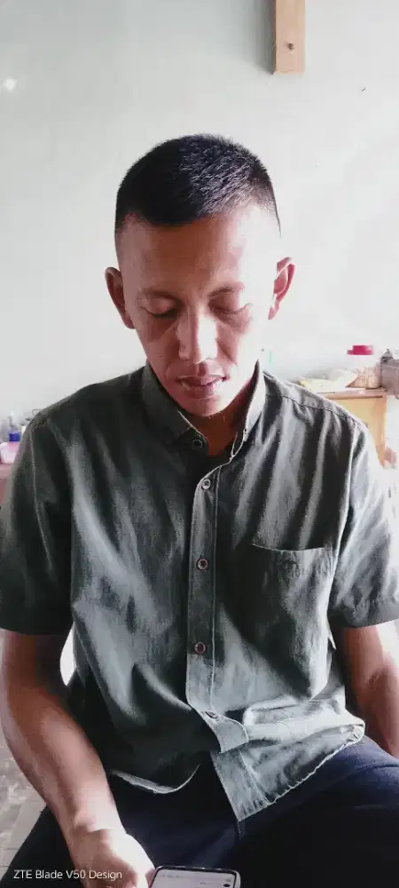 Saya sedang mencari kerja  driver  pribadi atau kantor