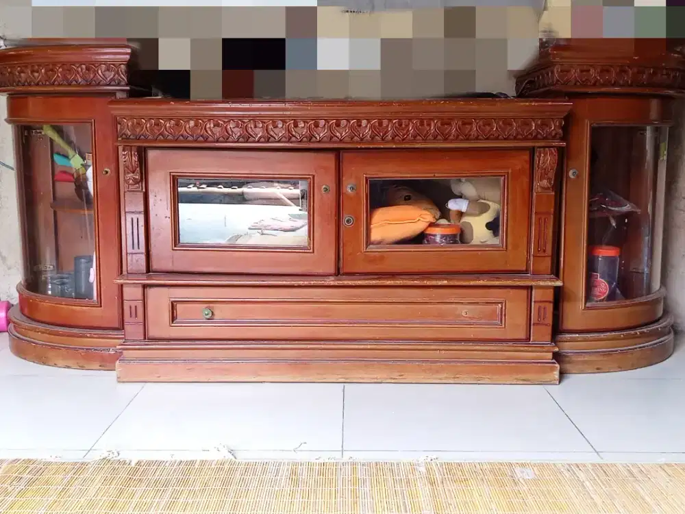 Meja kayu ukir tempat tv