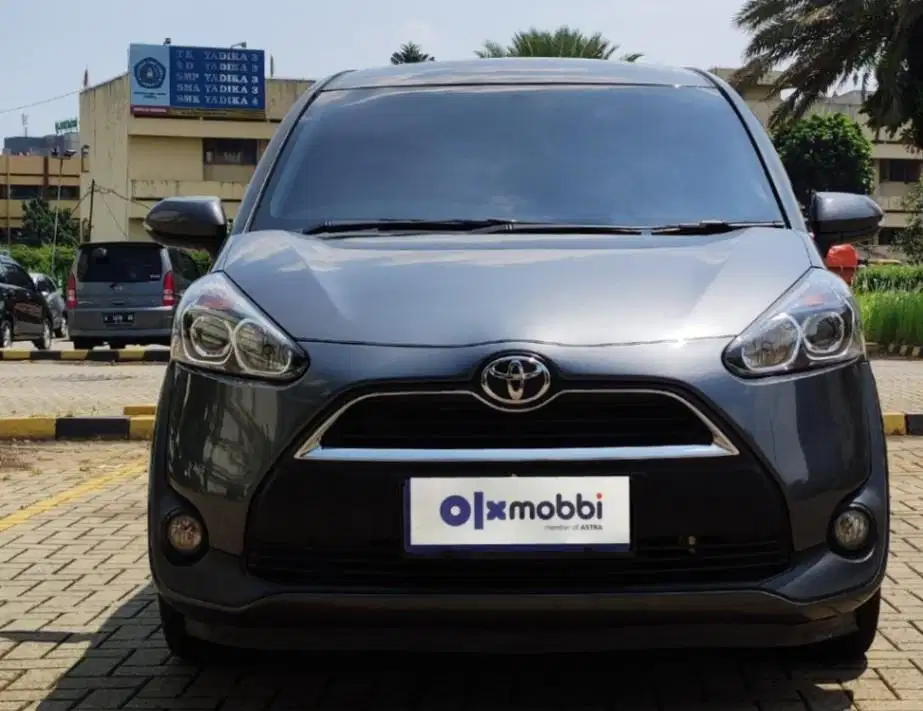 TDP 9,JT Toyota Sienta 1.5 V Bensin-AT Abu 2019