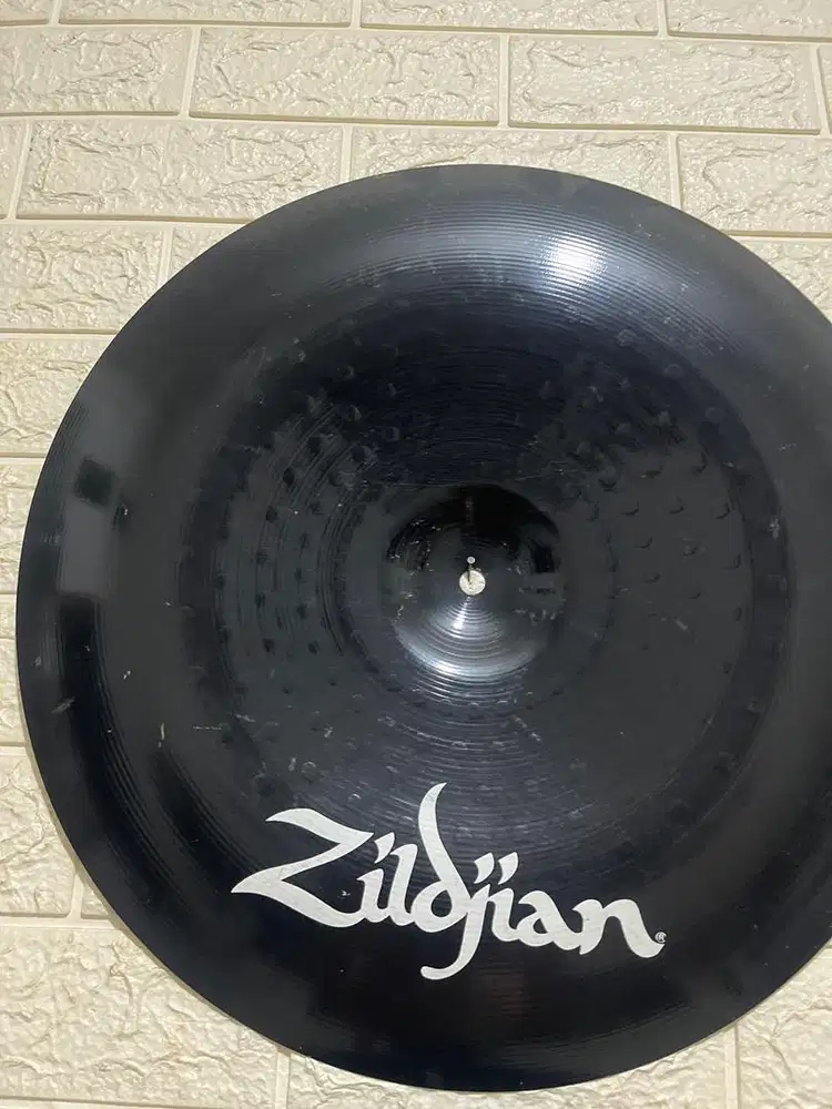 Cymbal chines  Zildjian edisi Pitch Black