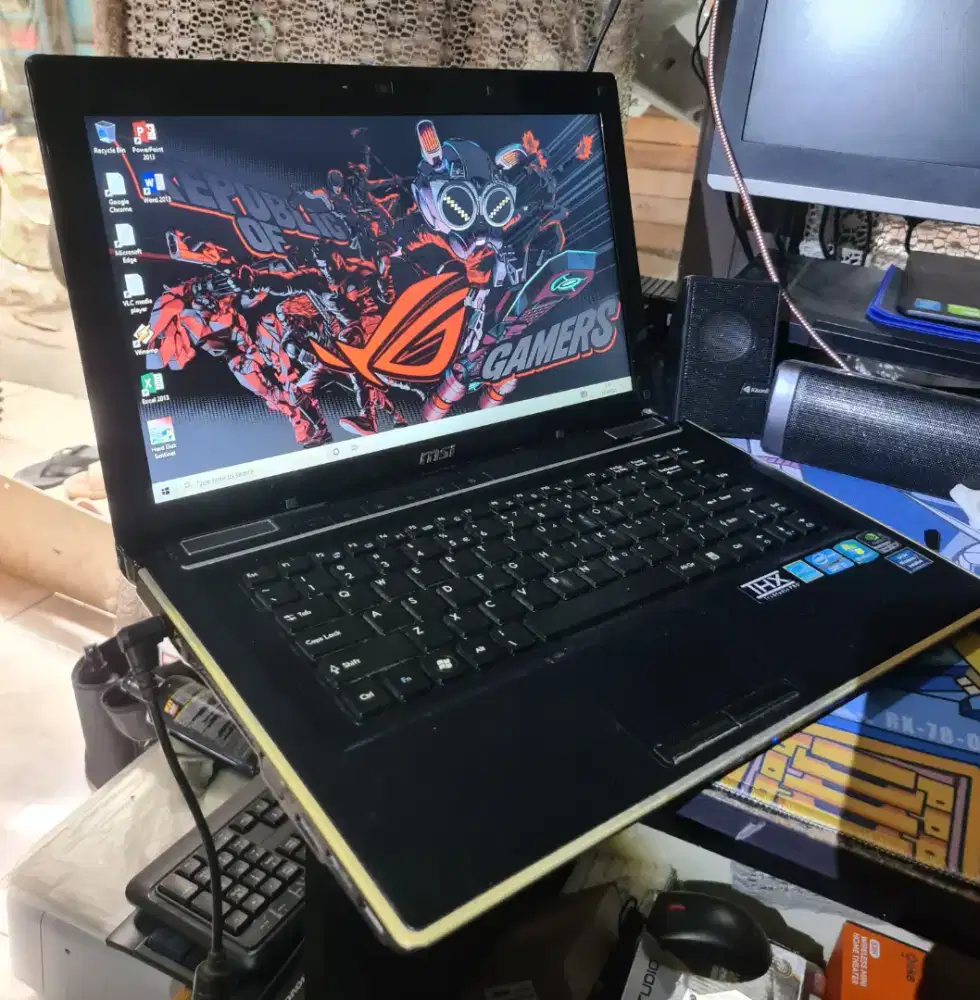 LAPTOP MSI CORE I3 RAM 4GB