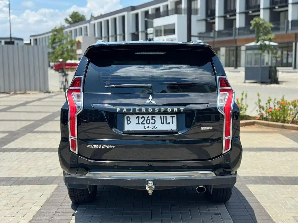 Pajero Sport Dakar 2019 AT Solar
