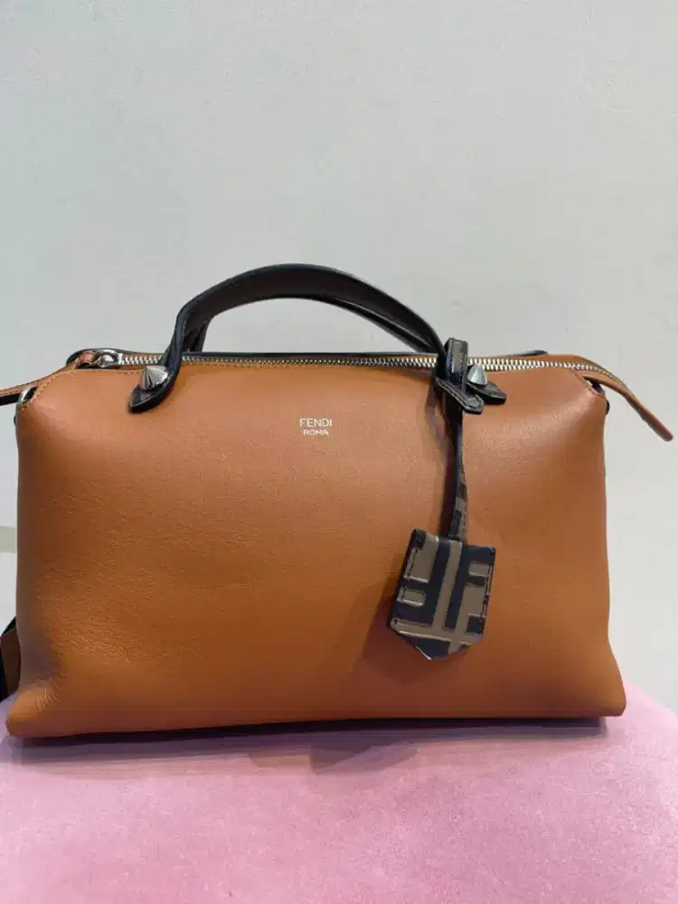 Tas fendi wanita