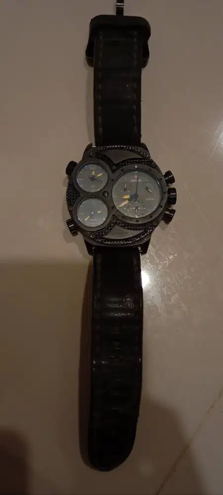 Jam tangan expedition