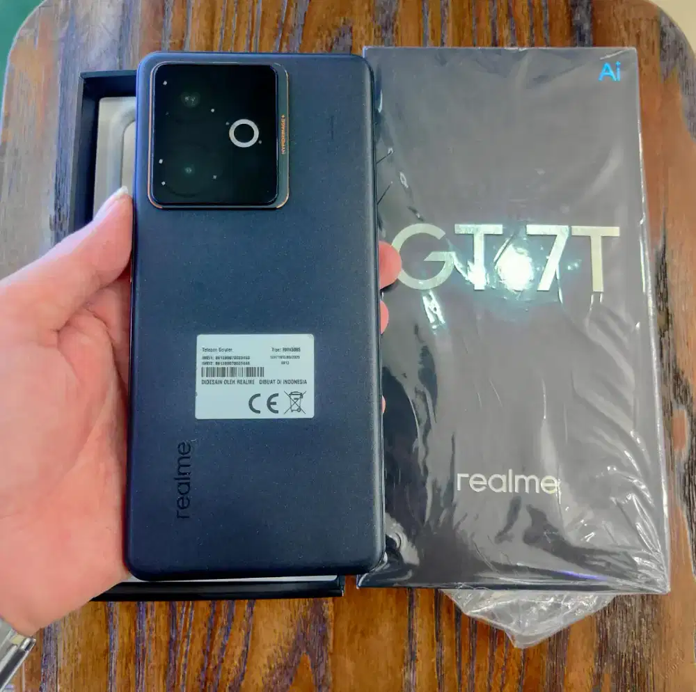 REALME GT 7T 12/256 LIKE NEW BNOB
FULLSET