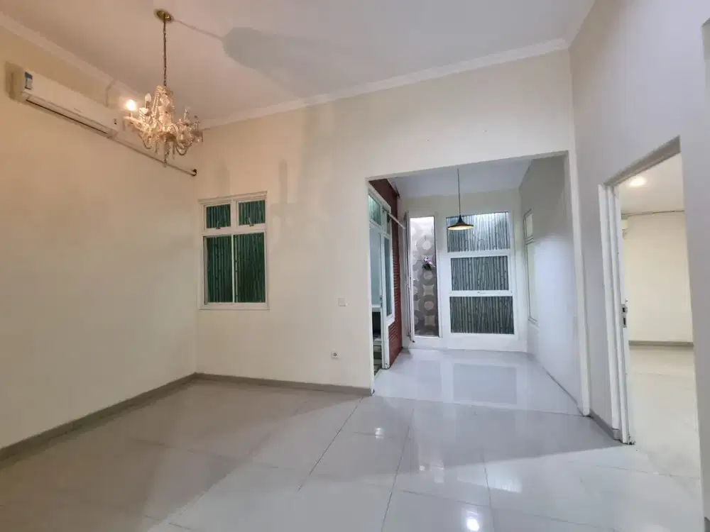 Dijual Rumah Bagus Siap Pakai Di Perumahan Graha Padma, Semarang