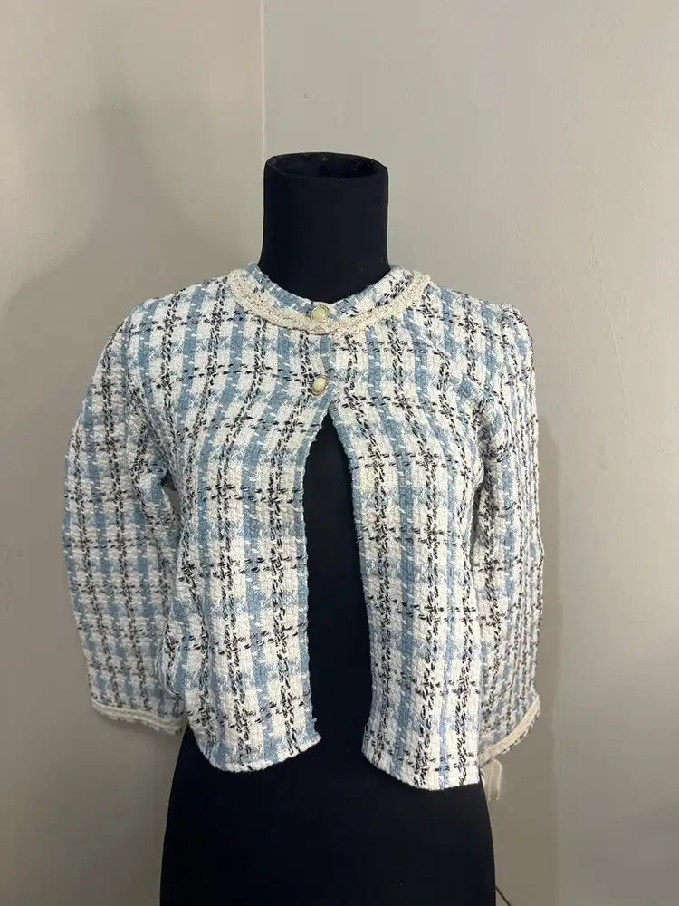 Blazer Korea Biru