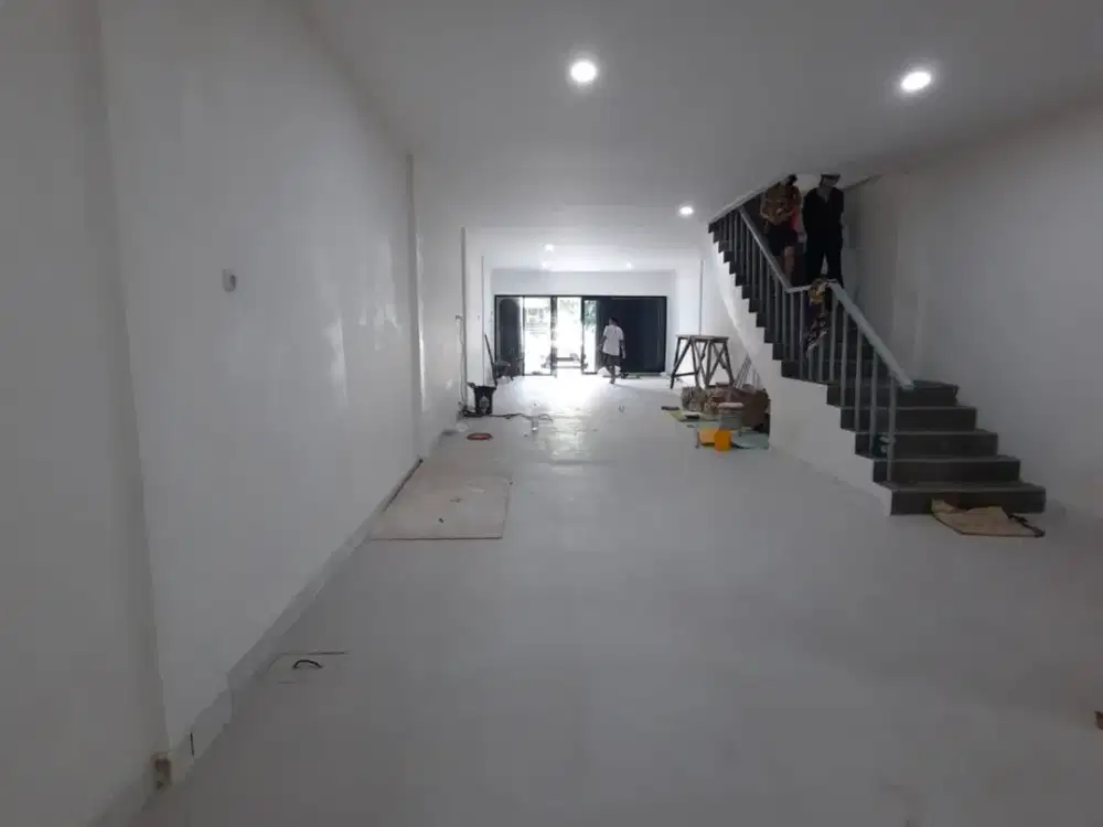 DISEWA RUKO PLUIT BARAT, PENJARINGAN, JAKARTA UTARA, 120 m2, 2 LANTAI.