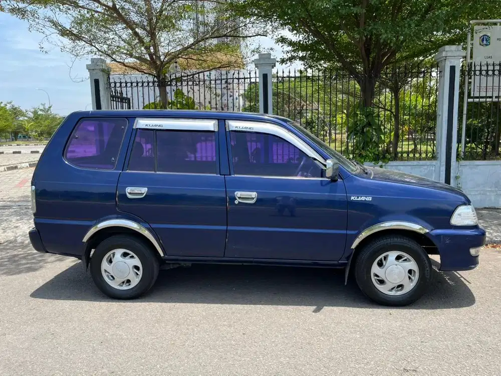 Toyota Kijang 2003 1.8 Manual