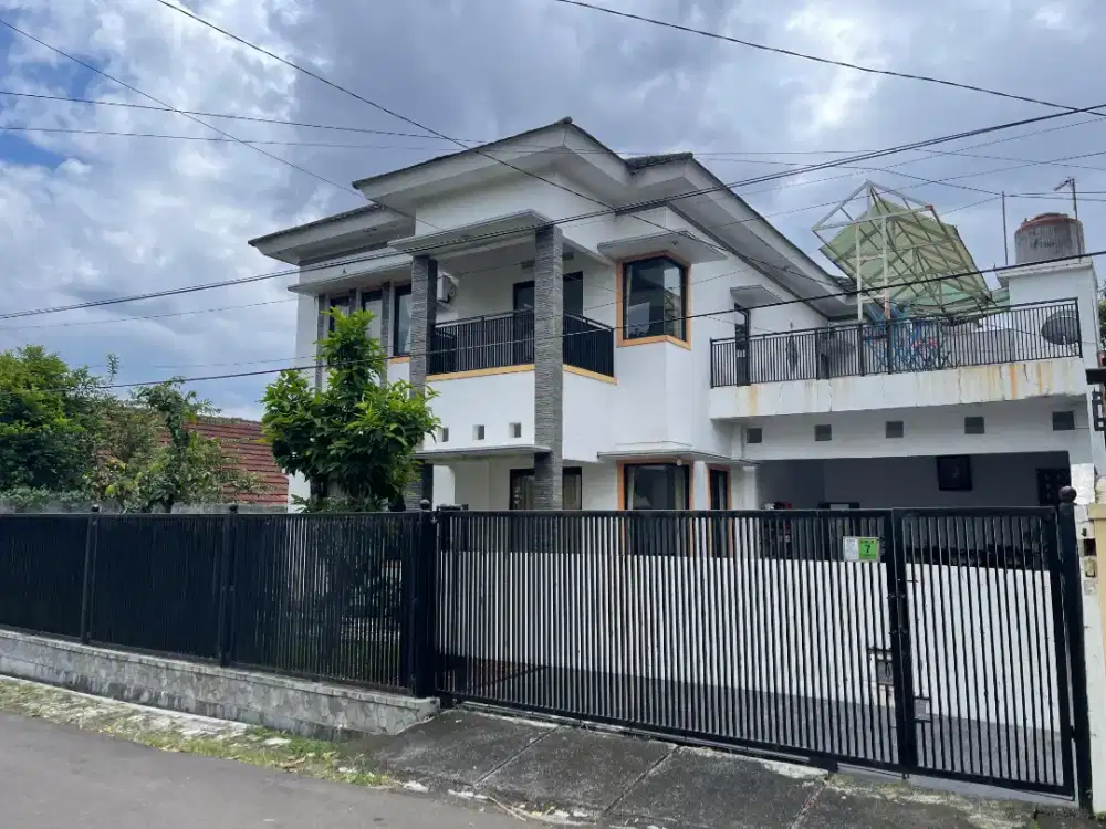 Rumah 2 lantai siap huni jual cepat di Bogor kota