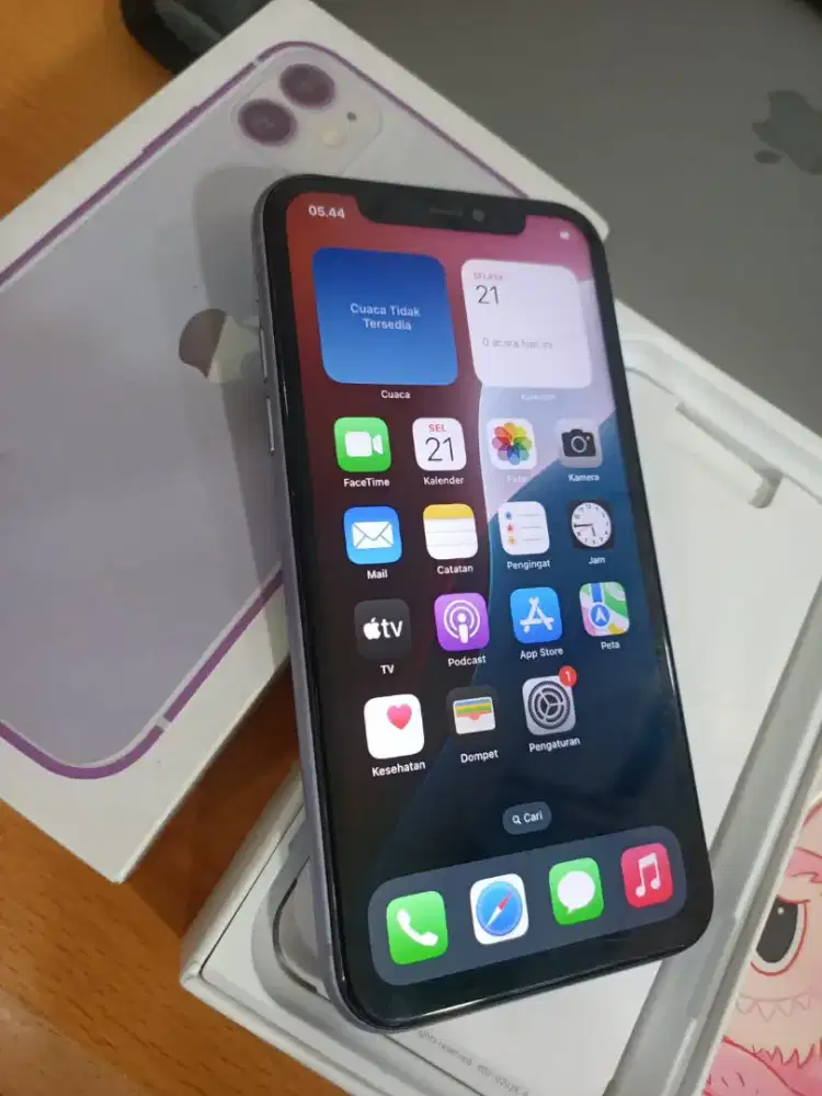 Iphone 11 128gb lengkap