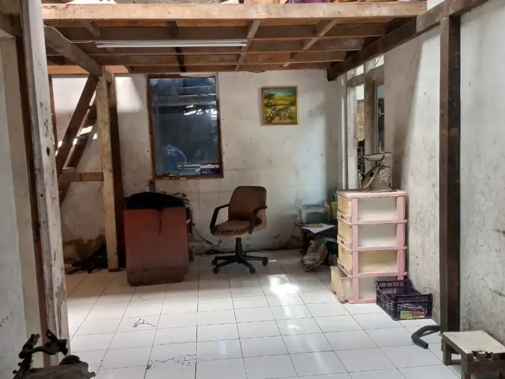 Dijual Ruang Usaha hitung tanah di Mainroad Jl. Ibu Sungki Sadarmanah Kerkof Cibeber Cimahi
