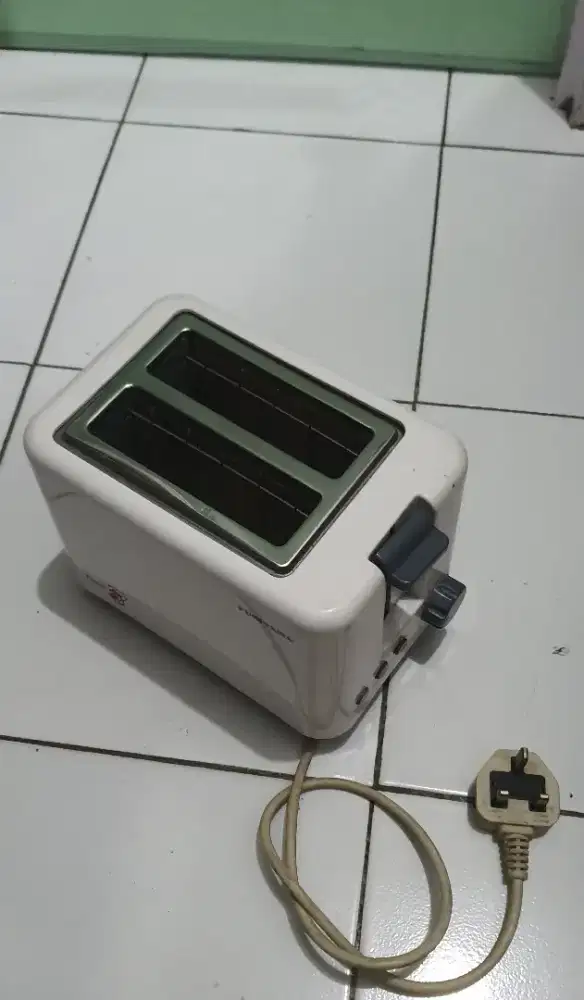 Pemanggang Roti Sisir (Toast) FUMIYAMA