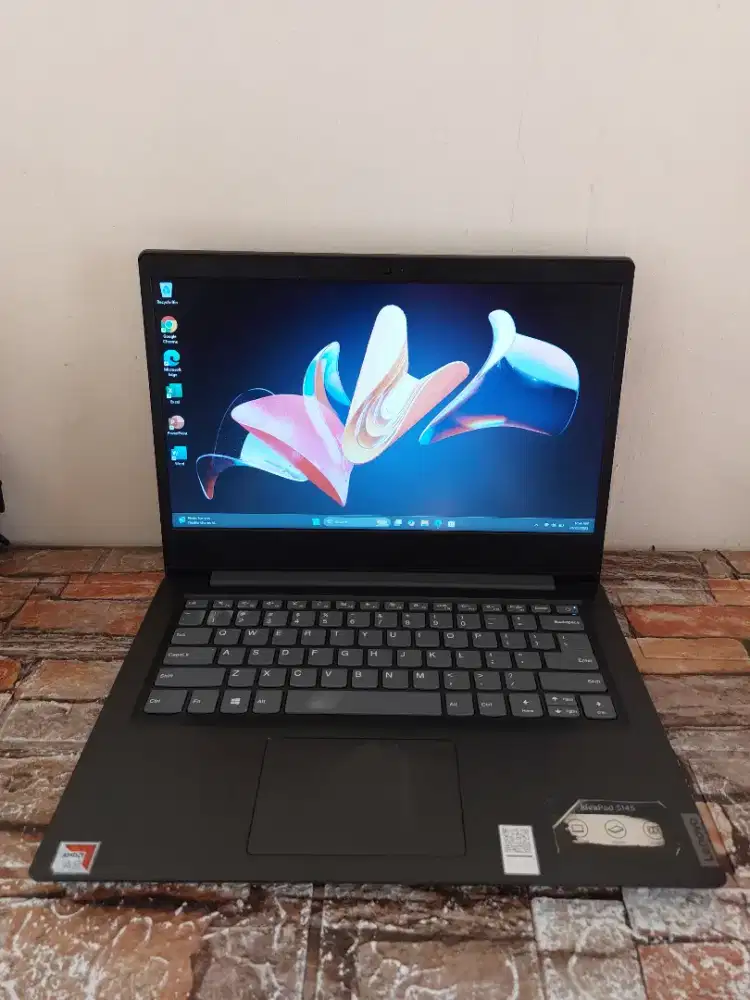 Laptop lenovo ideapad s145-14ast slim