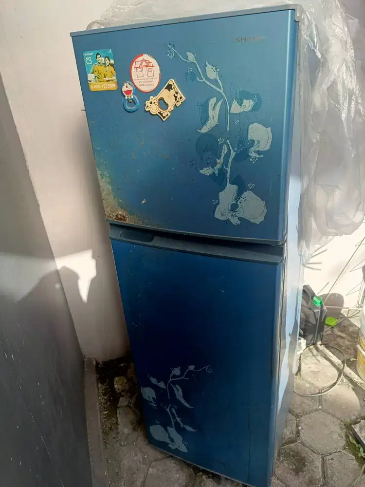 Kulkas 2 pintu sharp